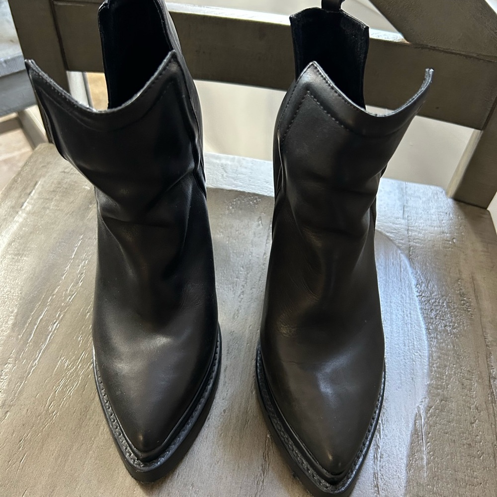 Jeffrey Campbell Black Ankle Boots with Side Zipper and Block Heel